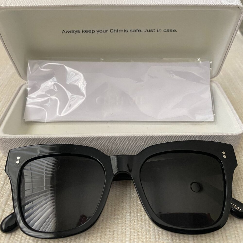 Chimi 07 Black Sunglasses